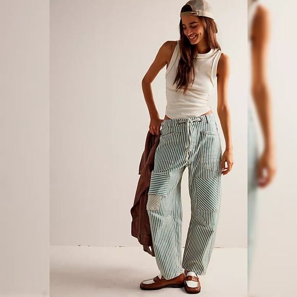 We The Free - Free People Moxie Railroad Low-Slung Jeans - Light Wash - Size 26 - Picture 2 of 10